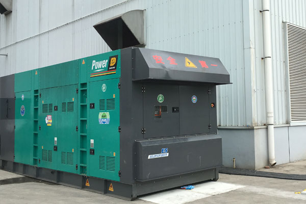 江城燃油滤清器的更换流程是怎样的？