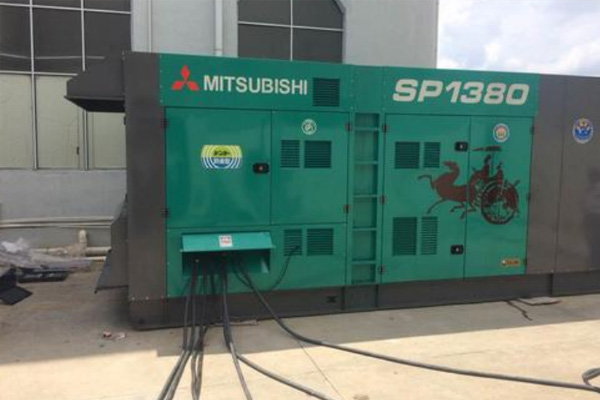 江城为什么有些柴油发电机组的输出电压可以调节？