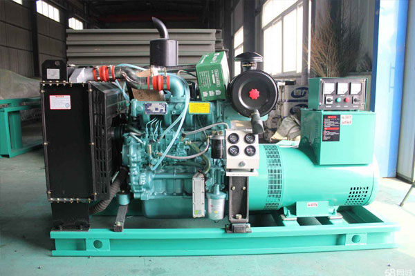 江城如何判断机油是否需要更换？