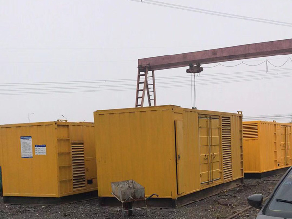 江城100kw柴油发电机组每小时油耗？