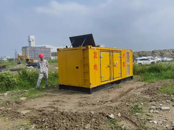 江城200KW柴油发电机机组每小时的油耗量受哪些因素影响？