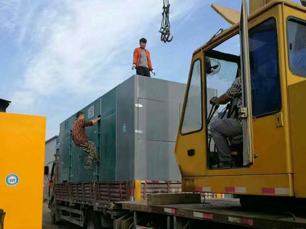 江城更换水冷式机油散热器密封件的操作流程是怎样的？